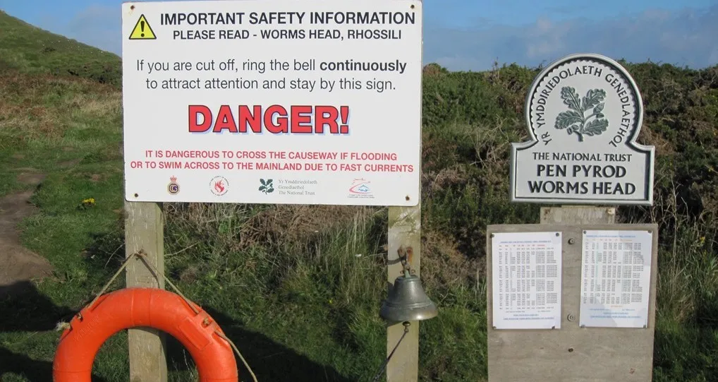Emergency Bell on Worms Head